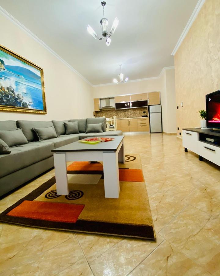 Holiday Apartment Вльора Екстер'єр фото