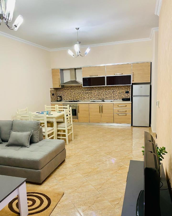 Holiday Apartment Вльора Екстер'єр фото